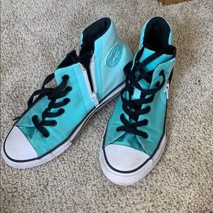 teal high top converse all star